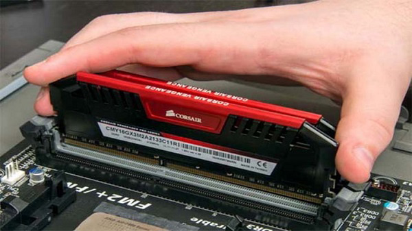 RAM là một dạng bộ nhớ khả biến trên máy tính